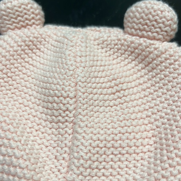 Baby gap hat - Picture 3 of 3